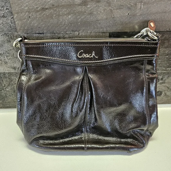 Coach Handbag - Picture 1 of 7
